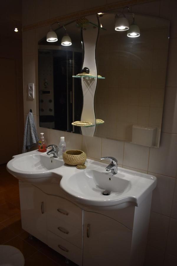 Villa Lily Zamárdi Zewnętrze zdjęcie